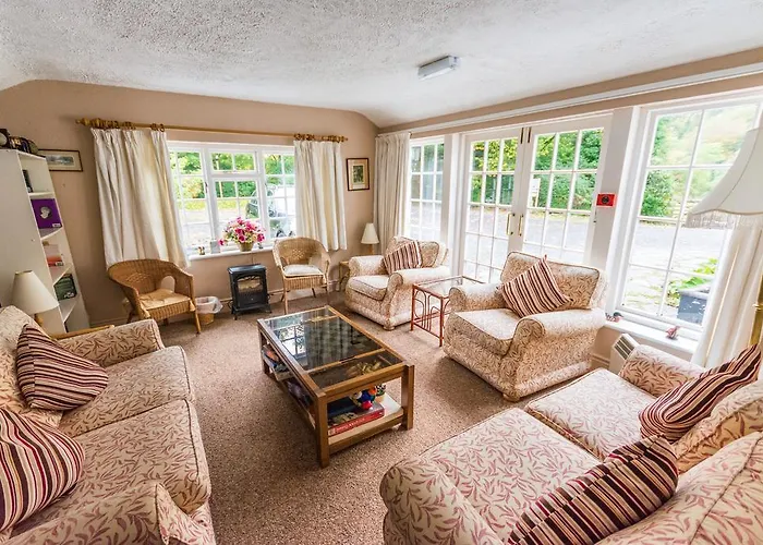 Gwesty Minffordd Hotel