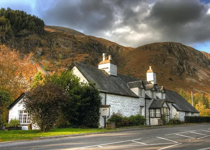 Gwesty Minffordd Hotel